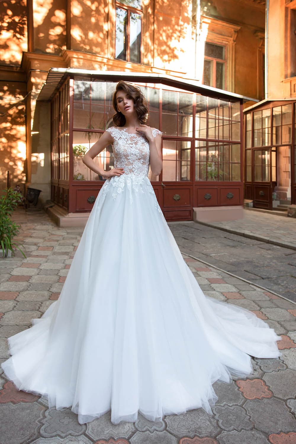 Style 21004